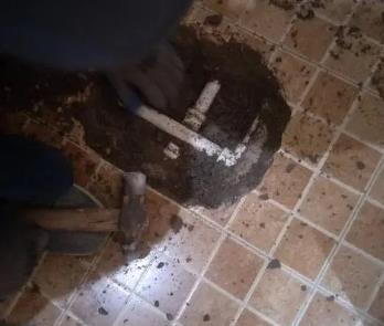 介休卫生间漏水维修公司为您分享下卫生间渗水如何处理及注意事项