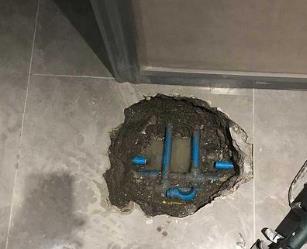 介休阳台漏水维修公司分享下暖气管道漏水的原因有哪些
